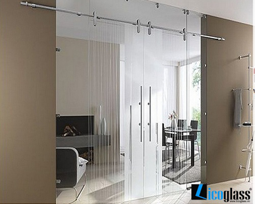 Cửa kính cường lực mở trượt cho không gian mới 